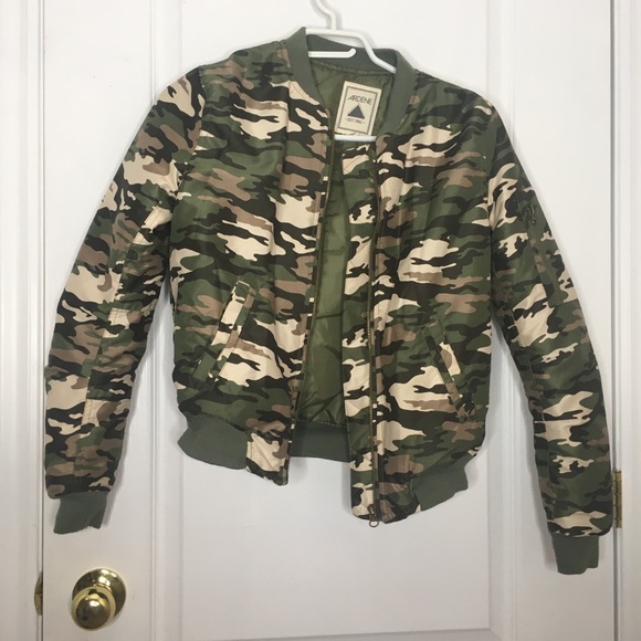 Camo Bomber jacket - Picture 1 of 3